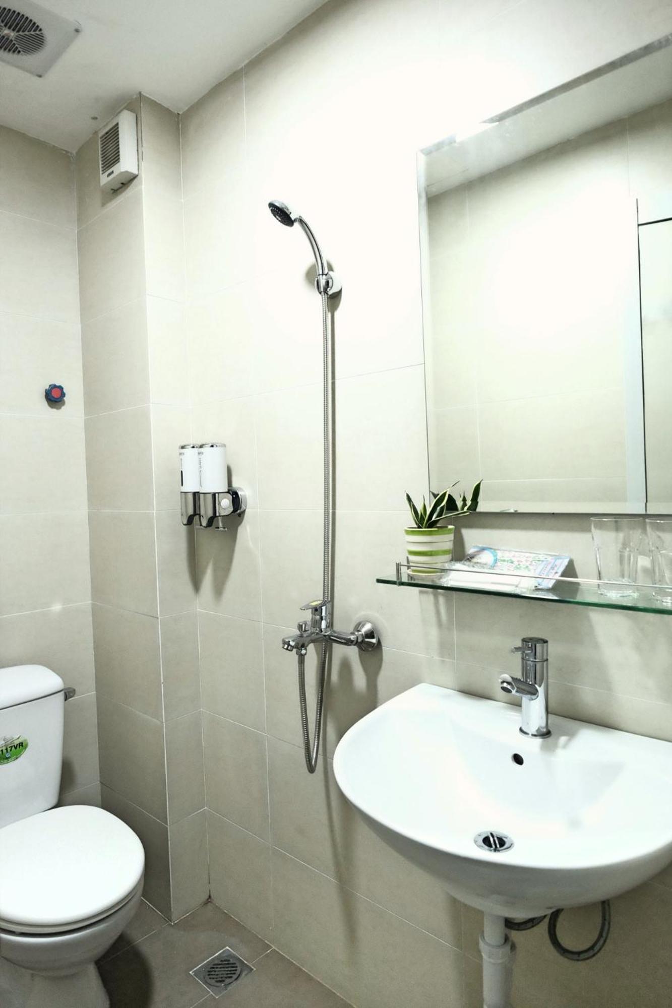 The Gallery Homestay - By Pegasy Group Hanoi Exteriör bild